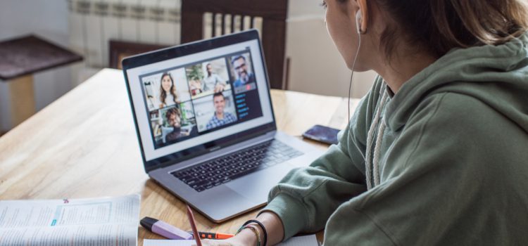 Digital und nachhaltig lernen – mit EU-Projekten